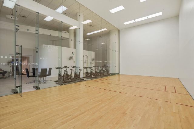 16500 Collins Ave 652, Sunny Isles Beach, FL 33160