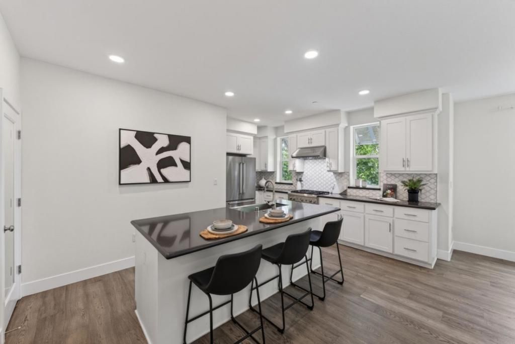 Image 4 of property listing at 273 Baja Rose Street, Milpitas, CA 95035