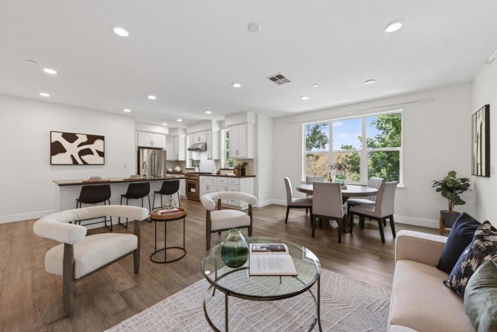 Image 7 of property listing at 273 Baja Rose Street, Milpitas, CA 95035