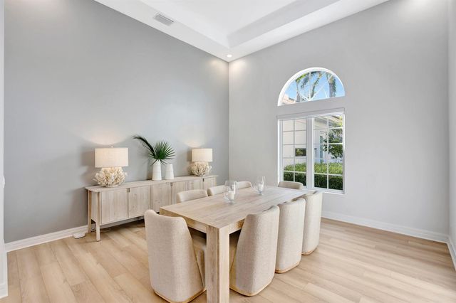 7801 Old Marsh Road, Palm Beach Gardens, FL 33418
