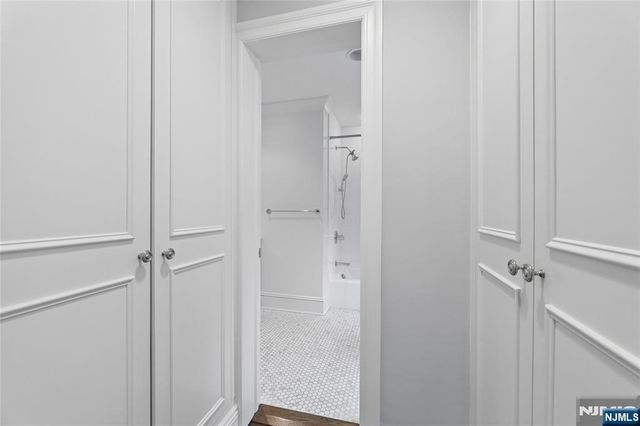 14 Old Smith Road, Tenafly, NJ 07670