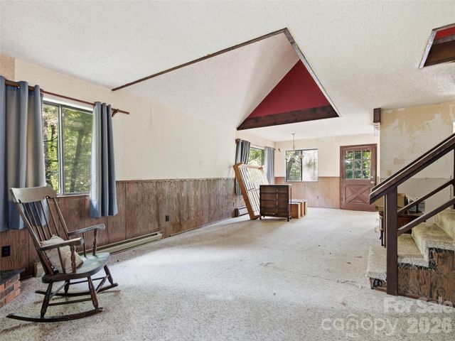 151 Tiger Lily Lane, Waynesville, NC 28786