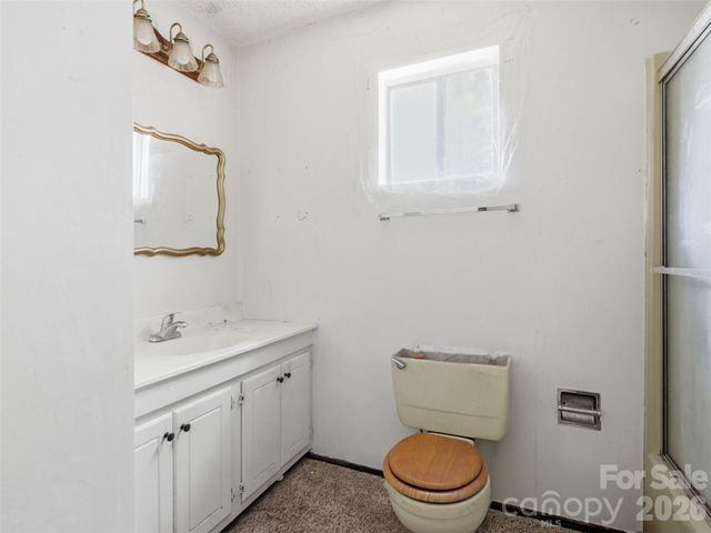 151 Tiger Lily Lane, Waynesville, NC 28786