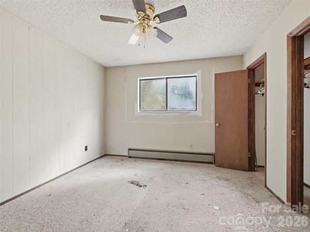 151 Tiger Lily Lane, Waynesville, NC 28786