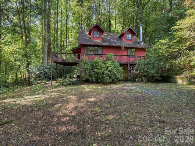 151 Tiger Lily Lane, Waynesville, NC 28786