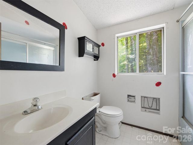 151 Tiger Lily Lane, Waynesville, NC 28786