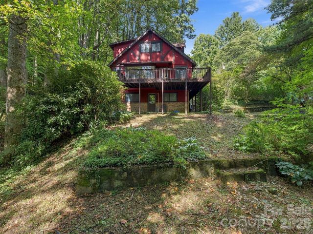 151 Tiger Lily Lane, Waynesville, NC 28786