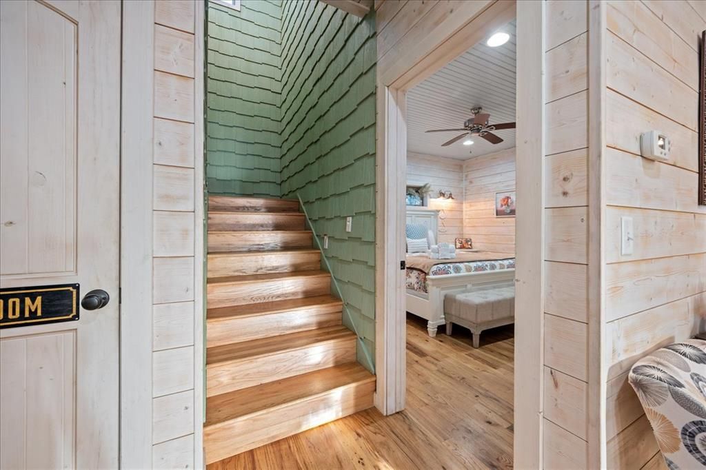 Image 34 of property listing at 109 Mountain Pine Trail, Broken Bow, OK 74728