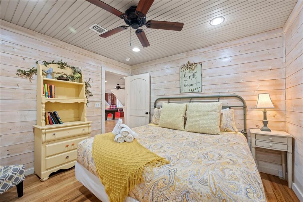 Image 37 of property listing at 109 Mountain Pine Trail, Broken Bow, OK 74728
