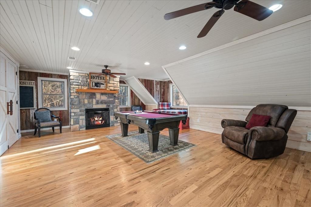 Image 44 of property listing at 109 Mountain Pine Trail, Broken Bow, OK 74728