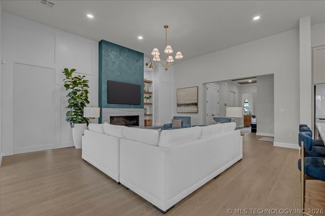1224 N 72nd Street, Broken Arrow, OK 74014