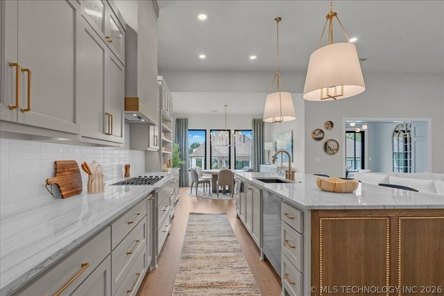 1224 N 72nd Street, Broken Arrow, OK 74014