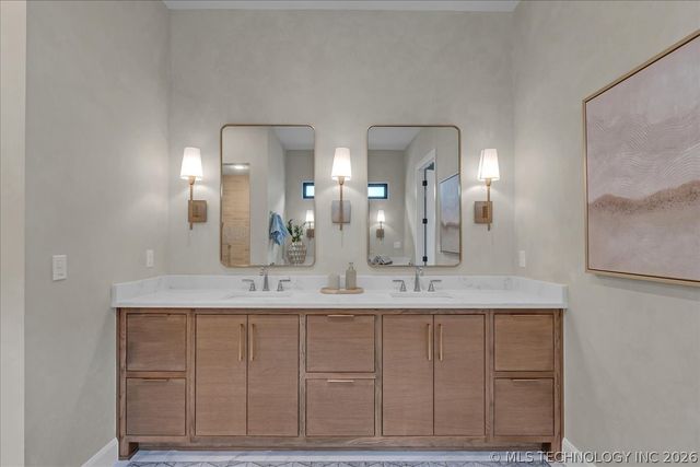 1224 N 72nd Street, Broken Arrow, OK 74014