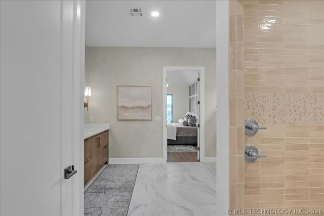 1224 N 72nd Street, Broken Arrow, OK 74014