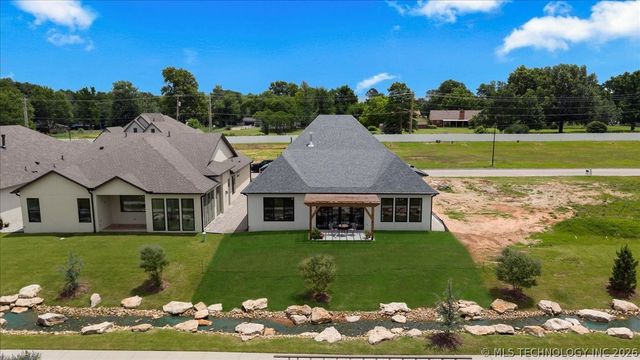 1224 N 72nd Street, Broken Arrow, OK 74014