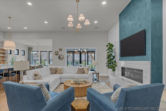 1224 N 72nd Street, Broken Arrow, OK 74014