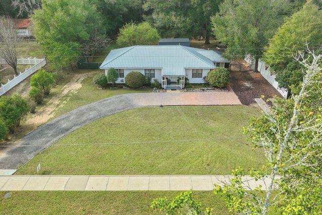 164 S 13Th Street, Defuniak Springs, FL 32435