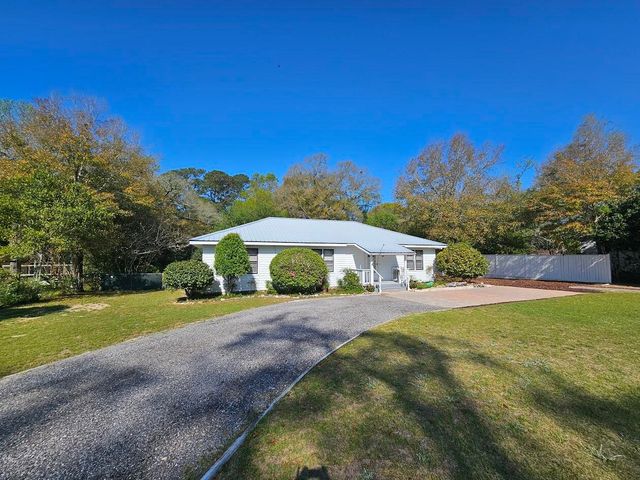 164 S 13Th Street, Defuniak Springs, FL 32435
