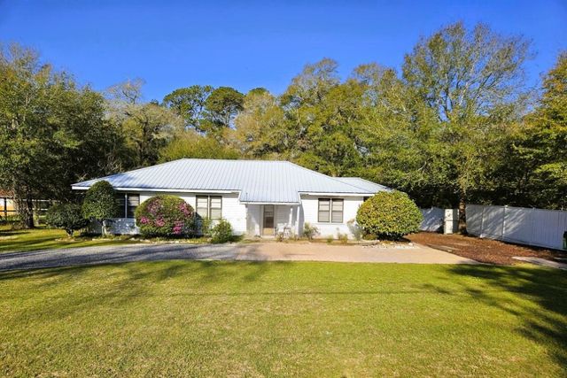 164 S 13Th Street, Defuniak Springs, FL 32435