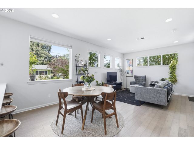 4748 N HUNT St, Portland, OR 97203