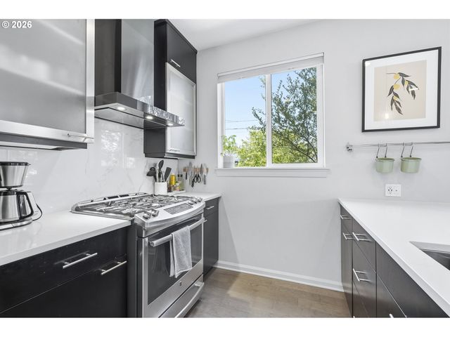 4748 N HUNT St, Portland, OR 97203