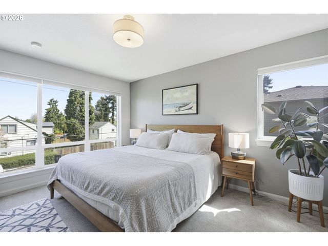 4748 N HUNT St, Portland, OR 97203