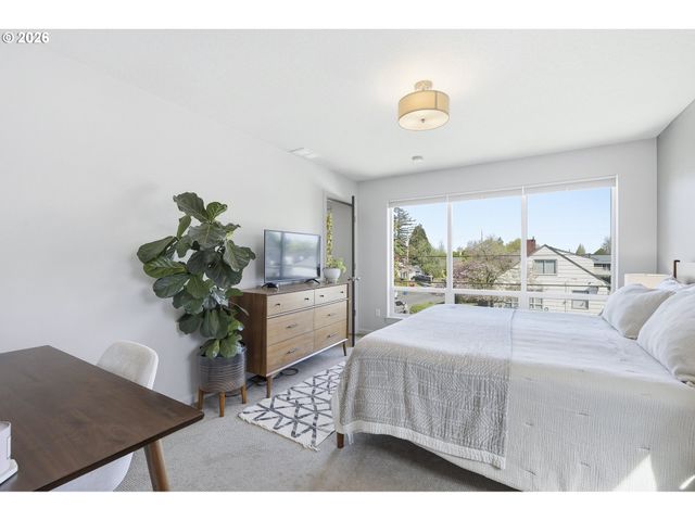 4748 N HUNT St, Portland, OR 97203