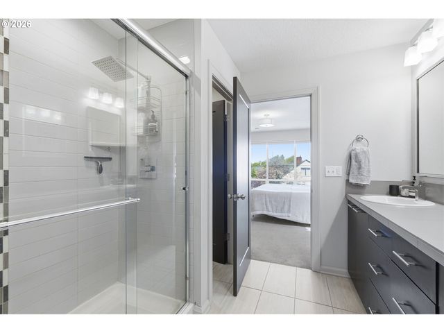 4748 N HUNT St, Portland, OR 97203