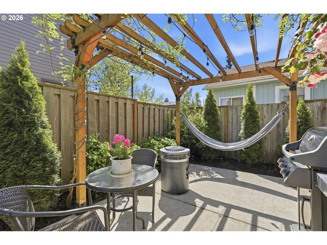 4748 N HUNT St, Portland, OR 97203