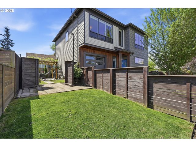 4748 N HUNT St, Portland, OR 97203