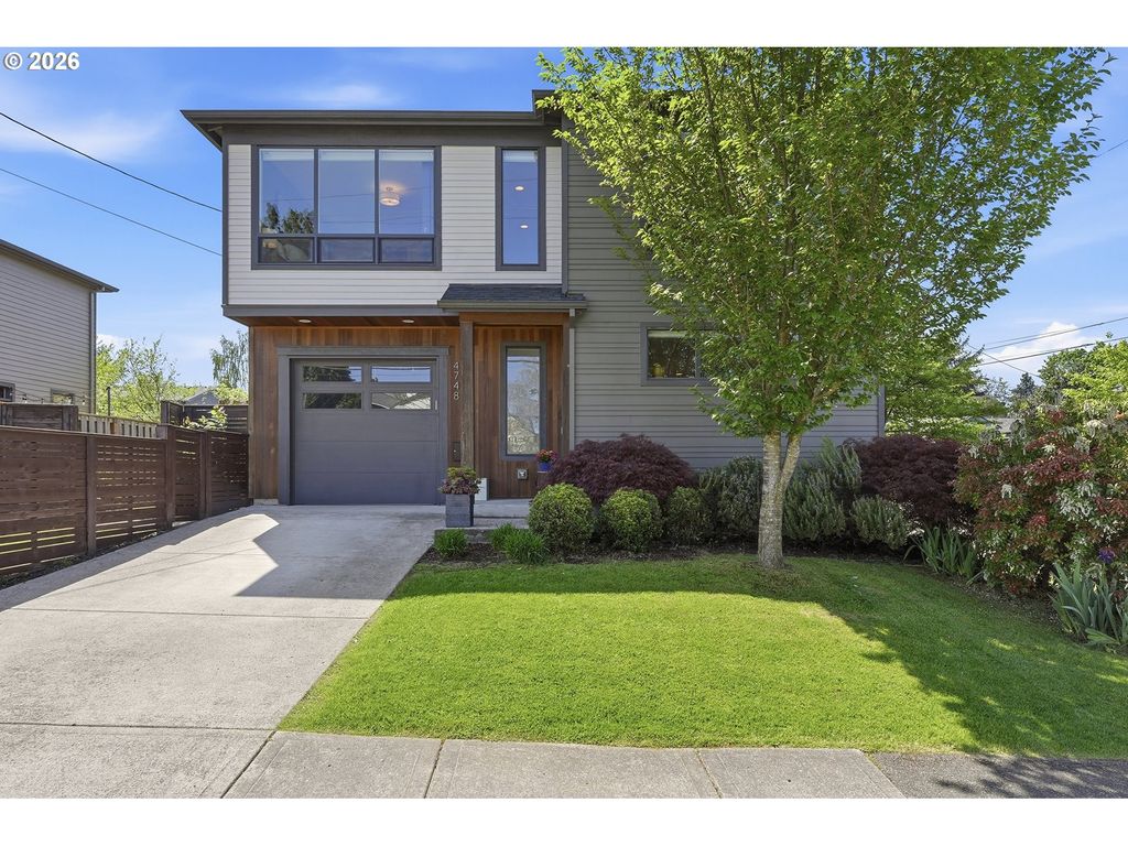 4748 N HUNT St, Portland, OR 97203