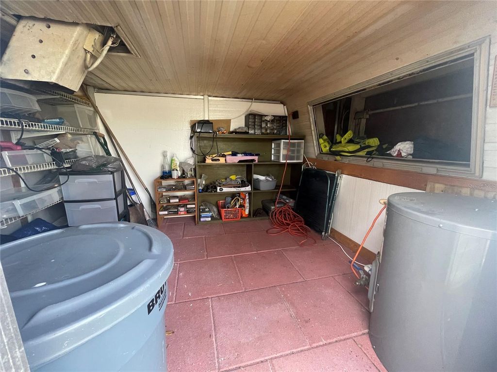 Image 14 of property listing at 3275 26TH AVENUE E 107, Bradenton, FL 34208