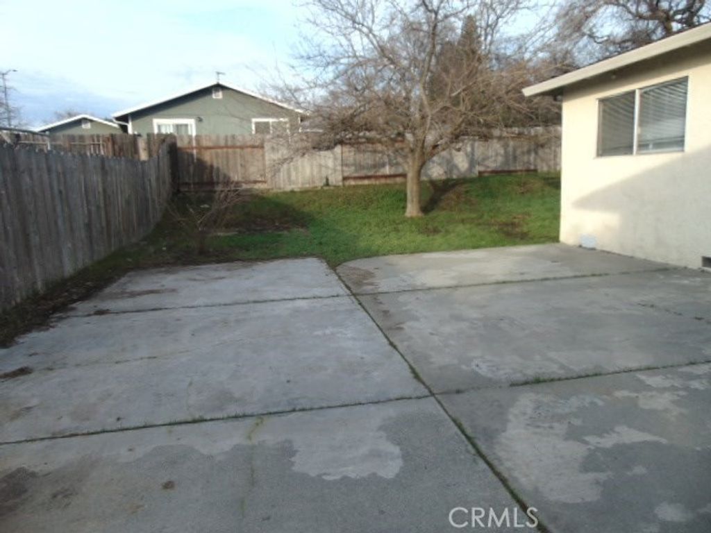 Image 12 of property listing at 1212 S Jackson, Red Bluff, CA 96080