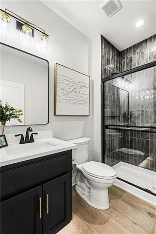 3221 SW Saddlebred Terrace, Lee's Summit, MO 64082