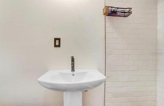 9040 LUNAR LANE, Port Richey, FL 34668