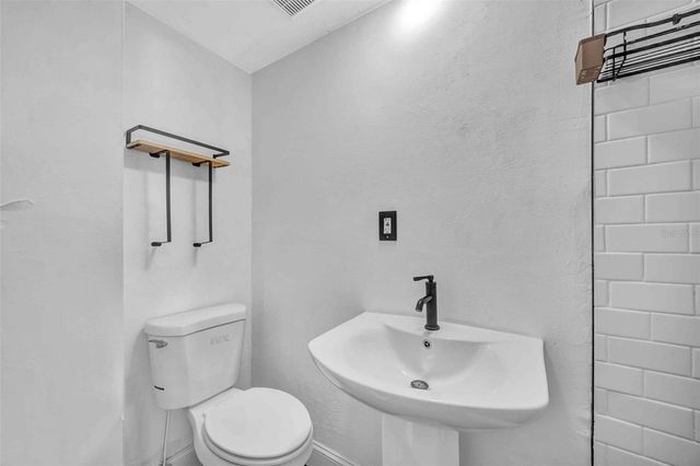 9040 LUNAR LANE, Port Richey, FL 34668