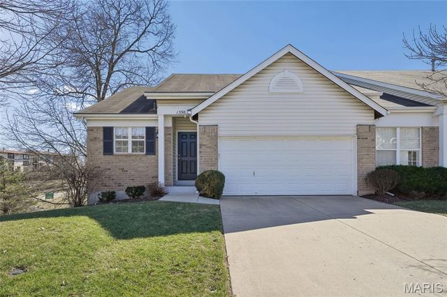 1396 Parkview Estates Drive, Ellisville, MO 63021