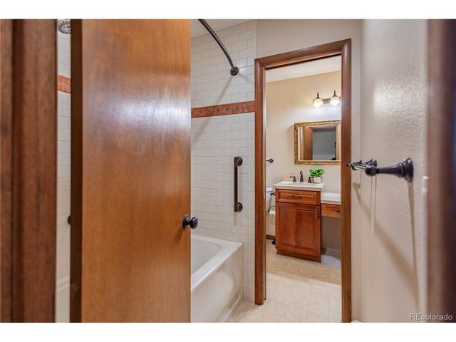 7147 S Lafayette Way, Centennial, CO 80122