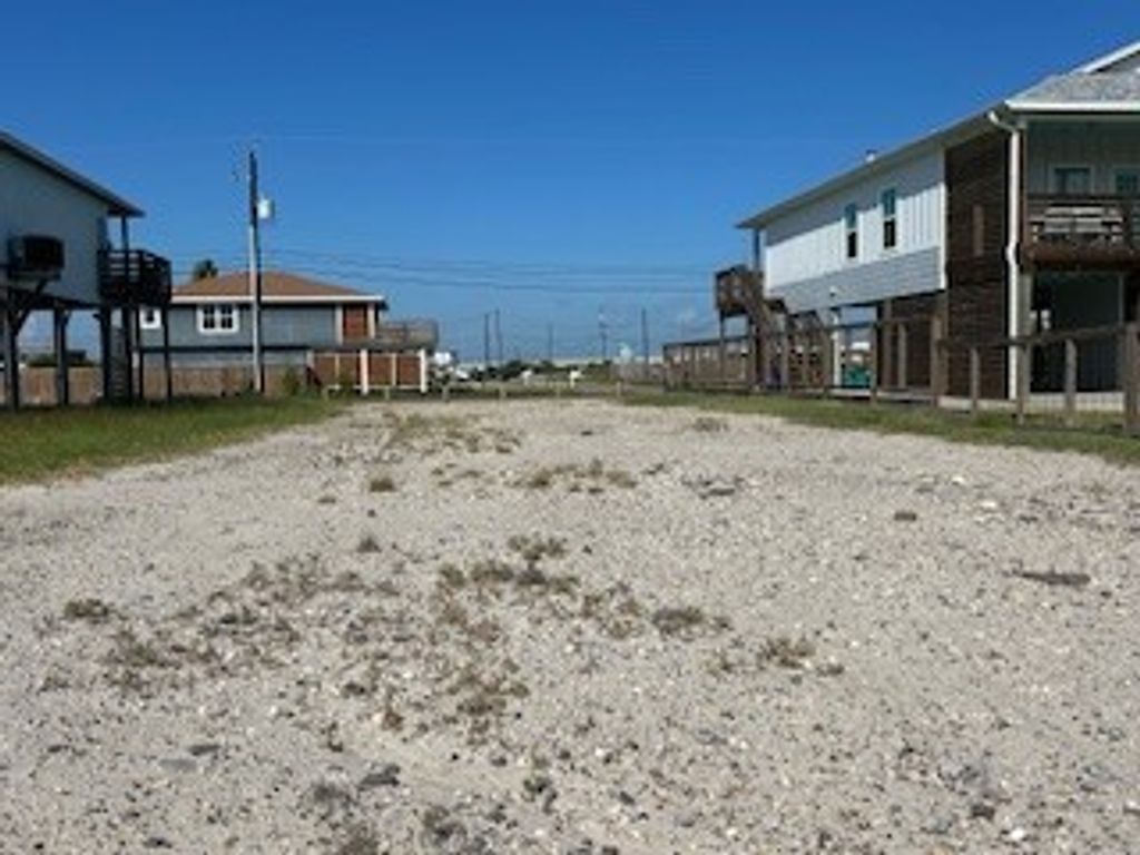 133 Knickerbocker, Corpus Christi, TX 78418 — photo 2