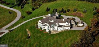 1342 CAROLANNES WAY, West Chester, PA 19382