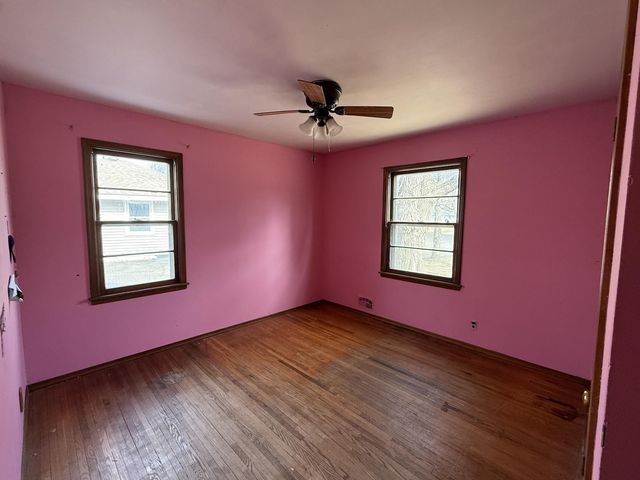 9242 5th Street NE, Blaine, MN 55434