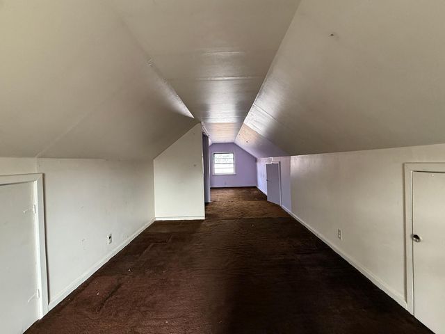 9242 5th Street NE, Blaine, MN 55434