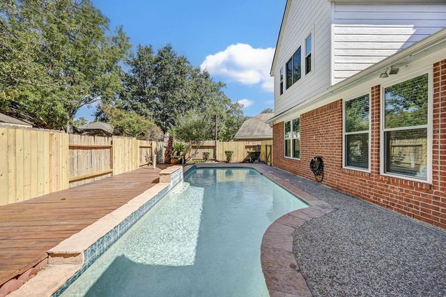 15127 Trumpet Vine Lane, Cypress, TX 77433