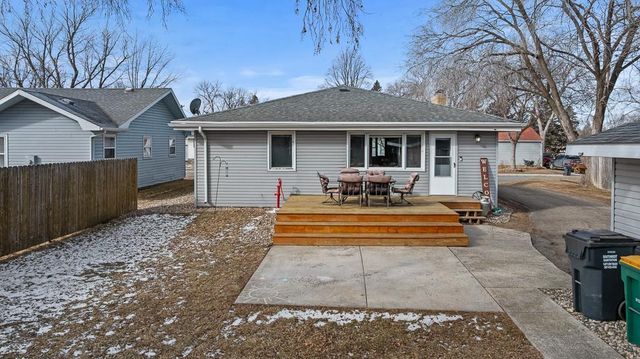 409 S 2nd Street, Marshall, MN 56258