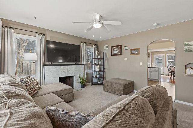 409 S 2nd Street, Marshall, MN 56258