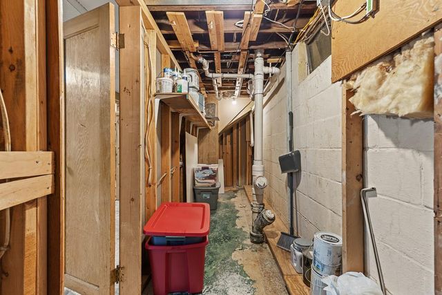 409 S 2nd Street, Marshall, MN 56258