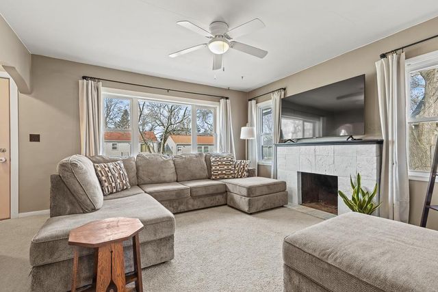 409 S 2nd Street, Marshall, MN 56258