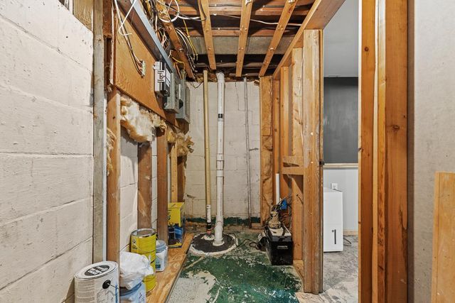 409 S 2nd Street, Marshall, MN 56258