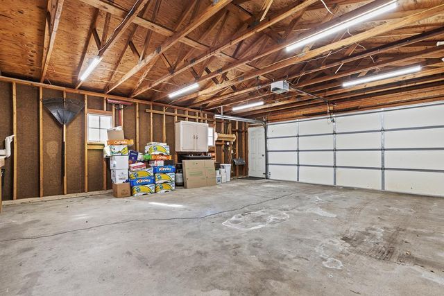 409 S 2nd Street, Marshall, MN 56258