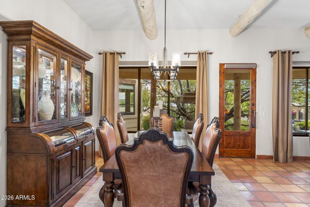 6337 E WINDSTONE Trail, Cave Creek, AZ 85331